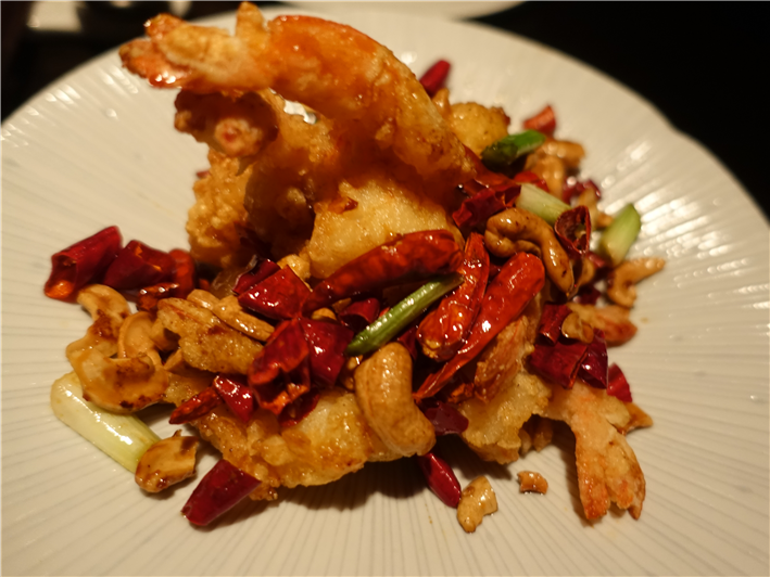 fried prawns with red chilli